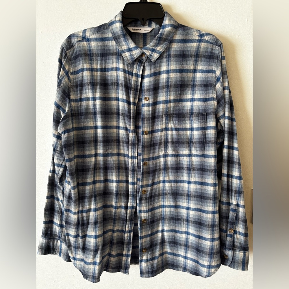 Sonoma Blue and White womens Plaid Flannel Button Down Shirt size large